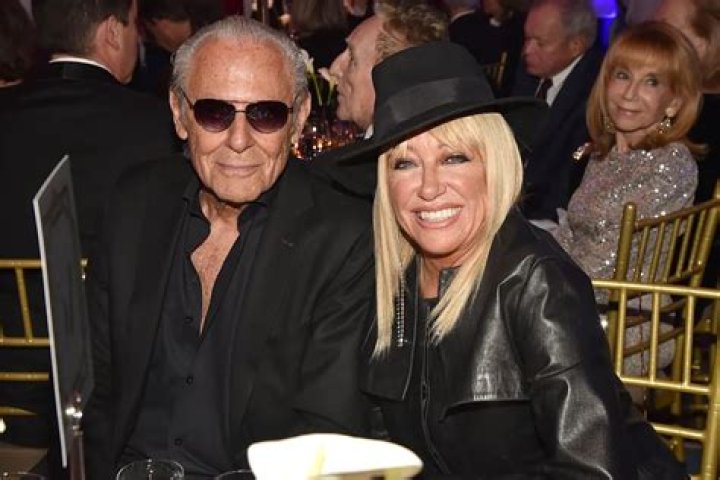 
Suzanne Somers Shares Cuddly Now-and-Then Photo with Husband Alan Hamel: ‘Still Smiling After 55 Years’ 