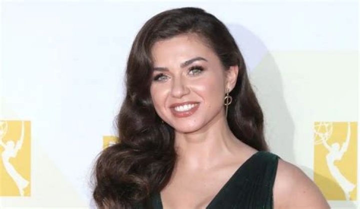 Victoria Konefal Height, Biography, Wiki, Age, Boyfriend, Net Worth