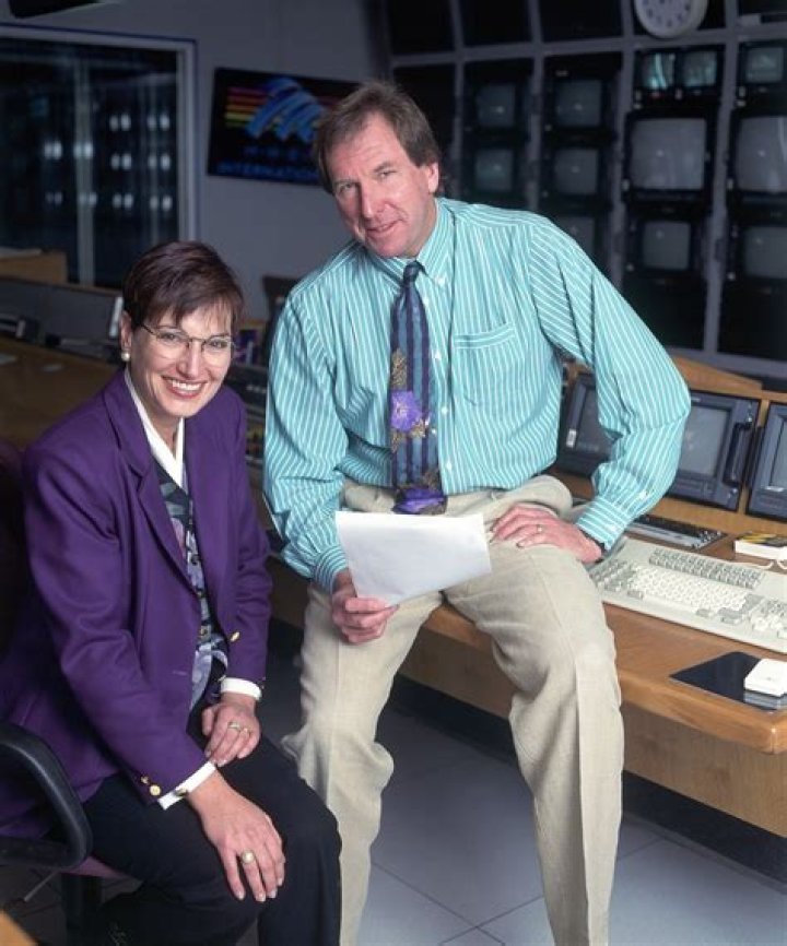 Walter Scott Wife And Net Worth: Nebraska Billionaire Passes Away At The Age of 90