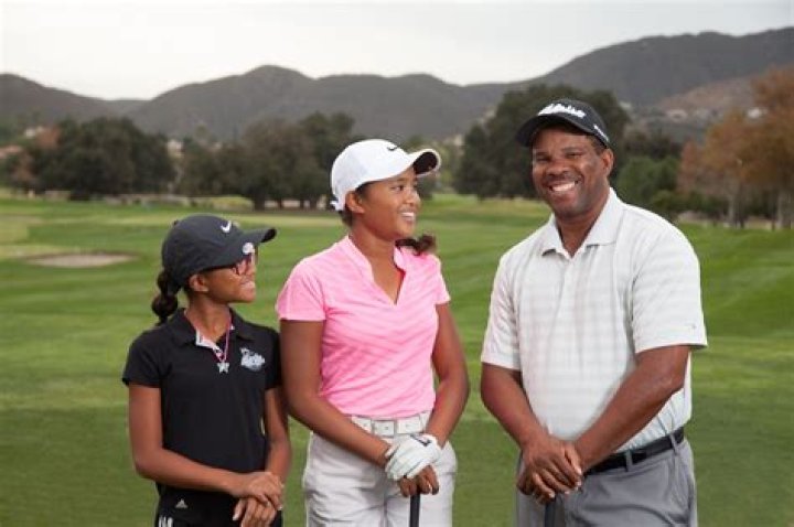 Who Are Amari Cooper Parents? Family Details Of The American Football Wide Receiver
