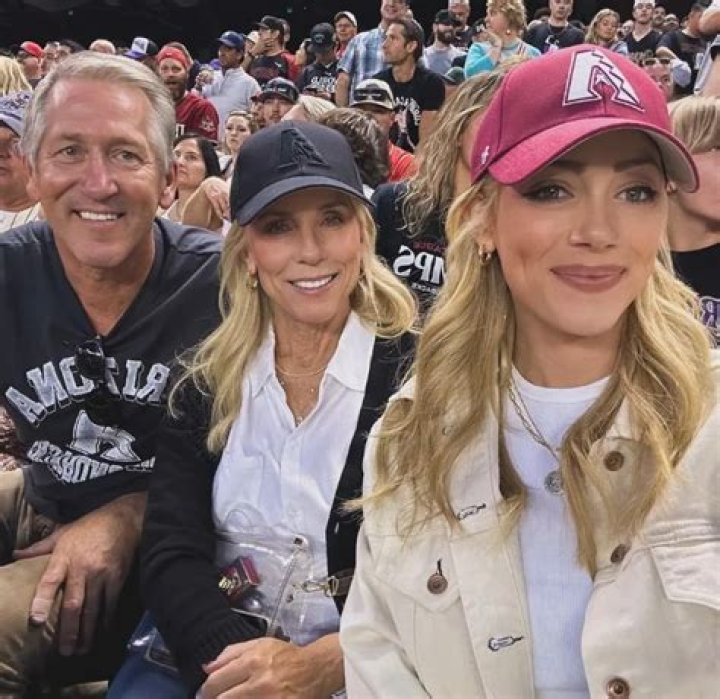 Who Is Abby Hornacek? Meet Jeff Hornacek Daughter