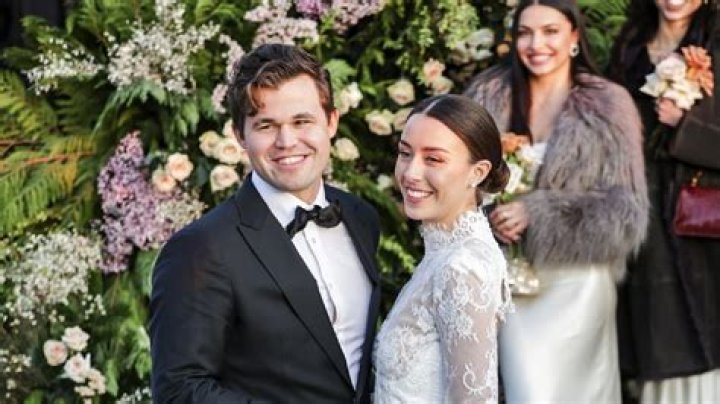 Who Is Aliya Modi? Husband Brett Carlsen And Wedding Photos