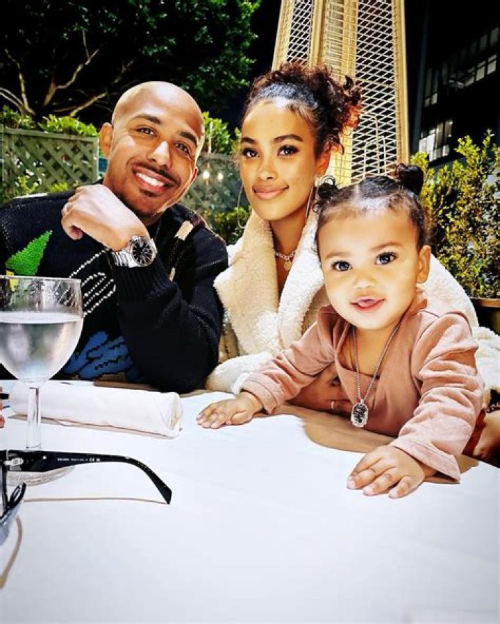 Who Is Brandon Houston? Marques Houston Brother- Mom Carolyn And Dad