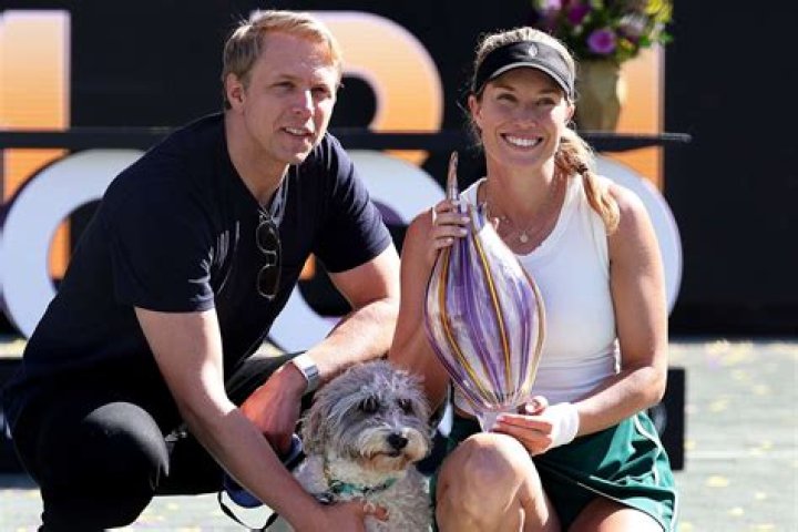 Who Is Danielle Collins Married To? Husband And Pregnancy Rumors