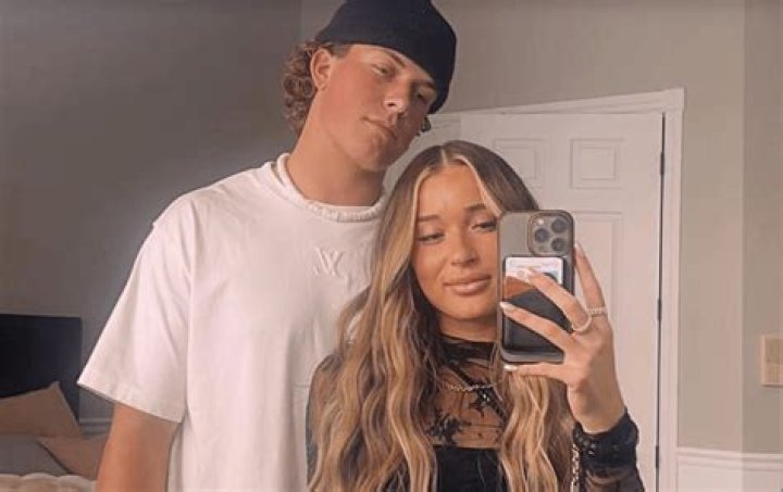Who is Mike Sexton Wife? Karen Sexton Bio, Age, Son, Movies, Net worth