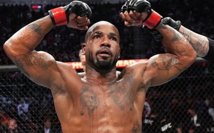 Who Is Mitchell Davis Jr? Facts About UFC Fighter Bobby Green Brother
