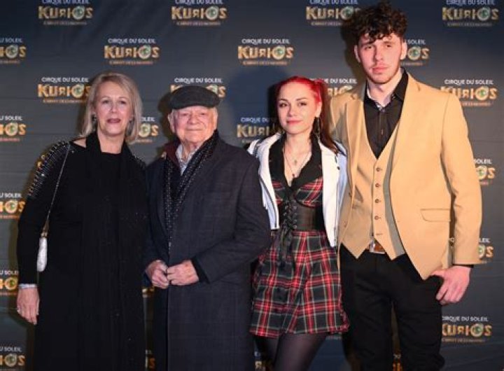 Who Is Sophie Mae Jason? Facts To Know About David Jason Daughter