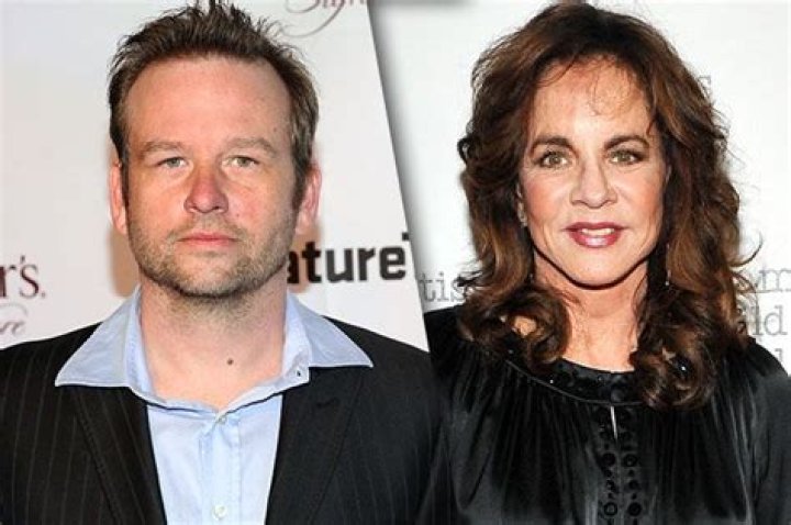 Who Is Stockard Channing Husband Today? Is She Still Married?