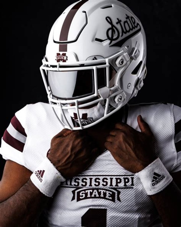 Who Is Will Rogers? Everything To Know About Mississippi State Bulldogs Quarterback