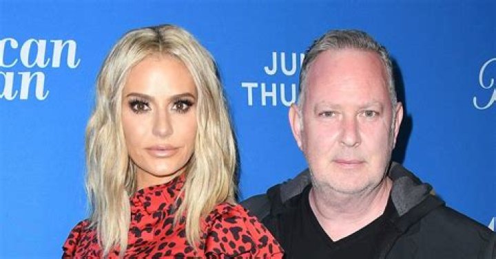 Who was Paul Kemsley’s first wife? How is Dorit Kemsley rich? What is Dorit Kemsley accent? Is Dorit Israeli?