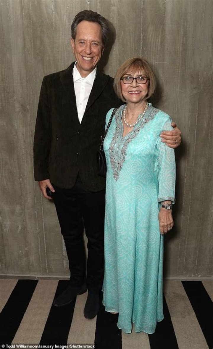 
Who was Richard E Grant’s wife Joan Washington and how did she die? 